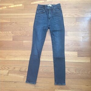 Abercrombie & Fitch Women's Skinny High-rise Blue Jeans